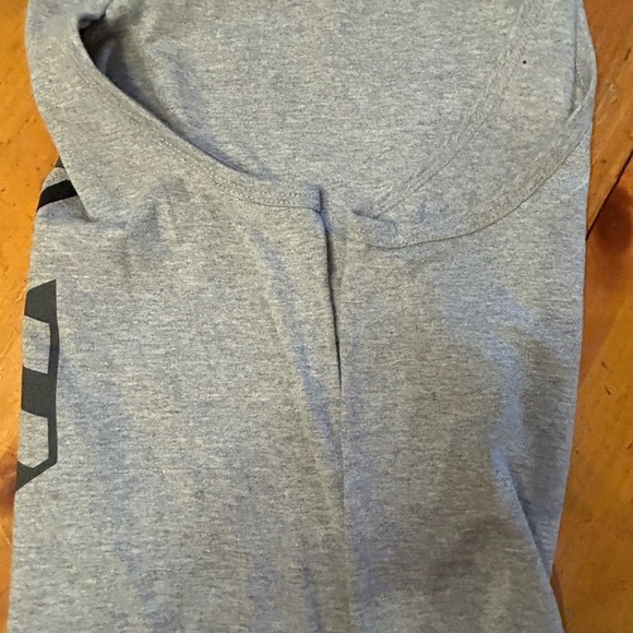 Hurley Gray Tank with Black and Orange Graphic - Picture 4 of 9